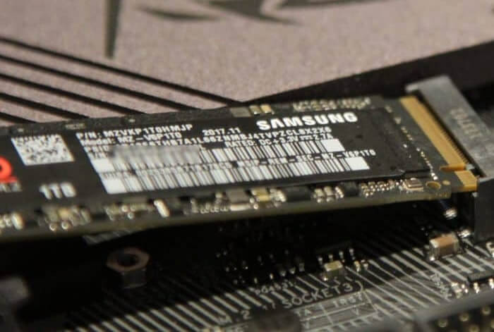sluit nvme ssd aan op pc-moederbord